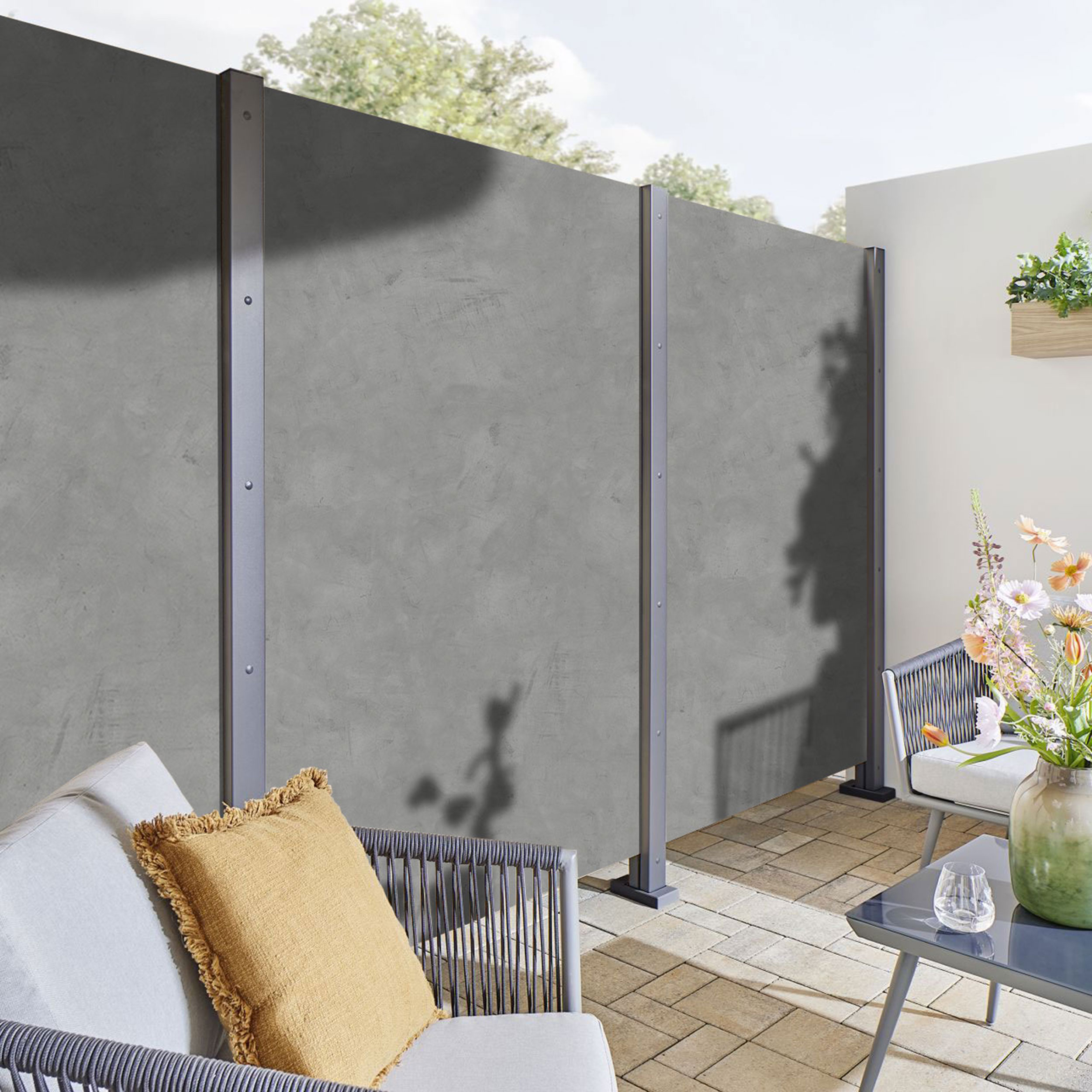 ALUCOM® Sichtschutzzaun modern glatt Betonzaun | Anti Graffiti Beschichtung | Beton Optik | 1,80 x 1,25 m ALUCOM® Sichtschutzzaun modern glatt Betonzaun | Anti Graffiti Beschichtung | Beton Optik | 1,80 x 1,25 m