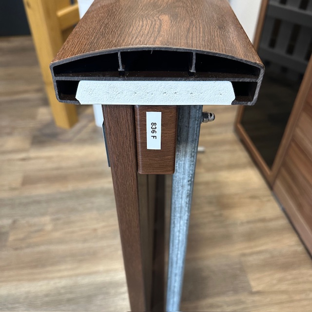 Klippleiste für Balkonhandlauf 150 mm MIKUPAN® - Weiß Klippleiste für Balkonhandlauf 150 mm MIKUPAN® - Weiß